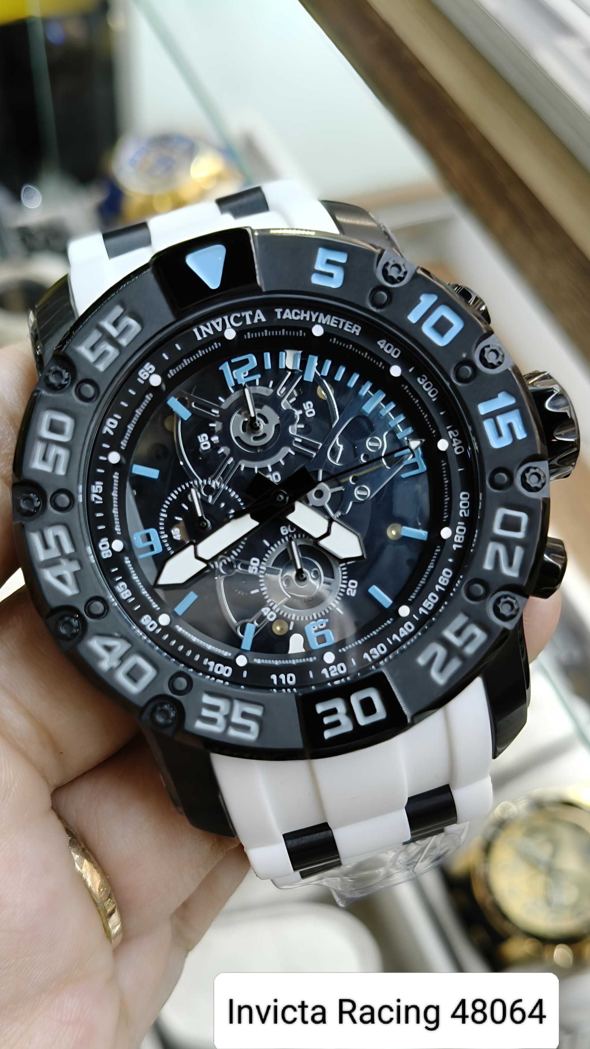 Reloj Invicta Racing Reloj Invicta Racing 48064: carreras de alto nivel