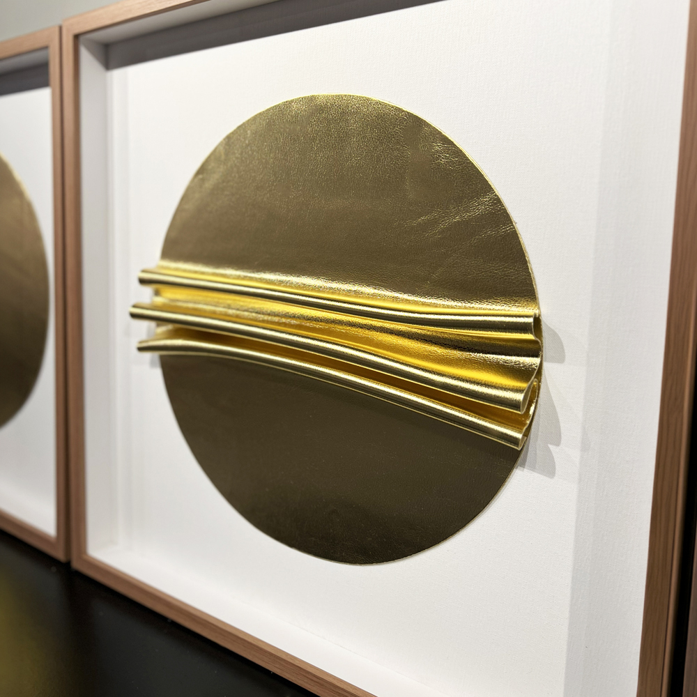 Detalhes do Kit 2 Quadros Artesanais C&iacute;rculo Camadas Dourado I e II Sem Vidro 60x60cm