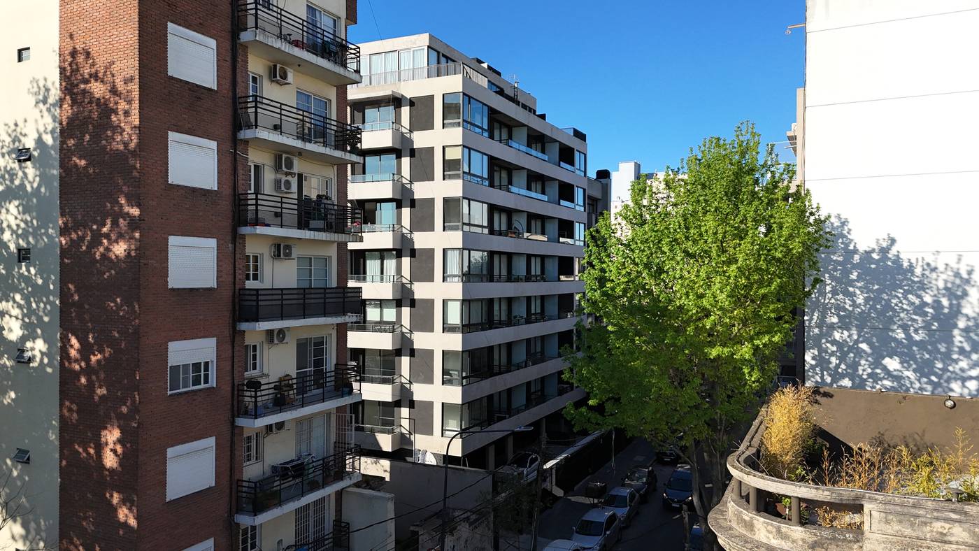 Edificio de departamentos equipado por Jaquemate