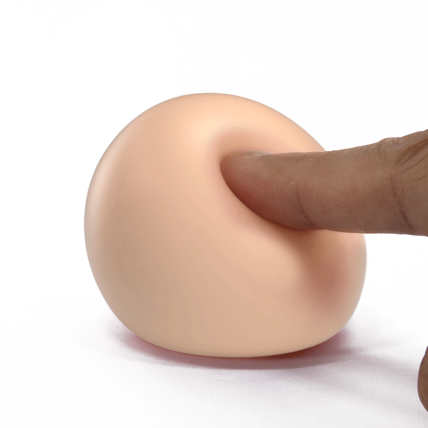 Gif animado com dedo tocando o masturbador egg, mostrando a maciez..