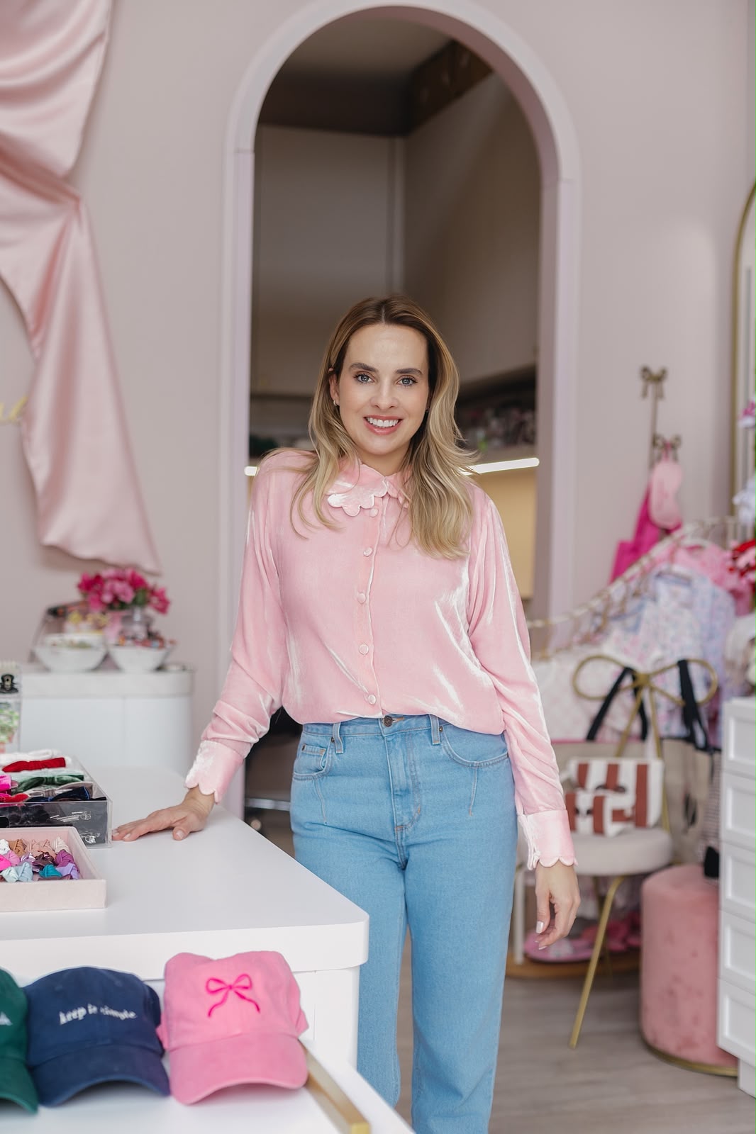 Lili, fundadora da Lilibowtique