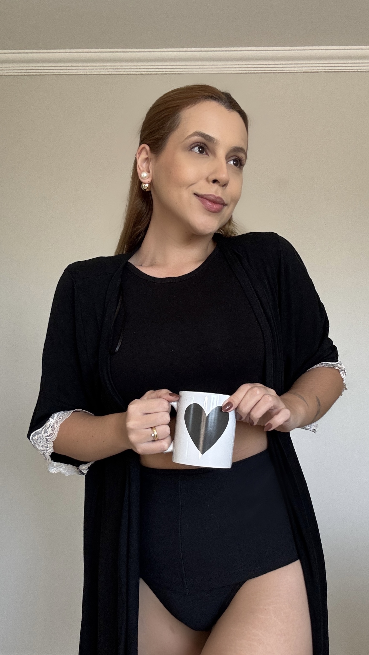 Influenciadora com a peça