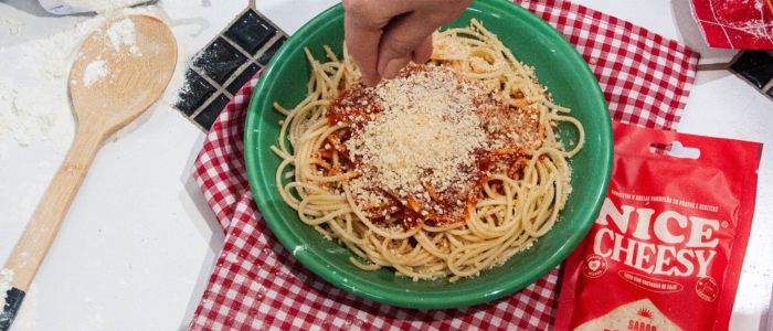 NICE Cheesy Parmesão Vegano