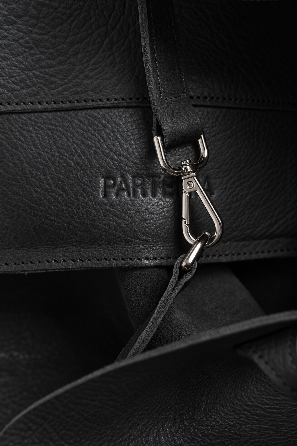 Cartera Sienna Negra ParteMia