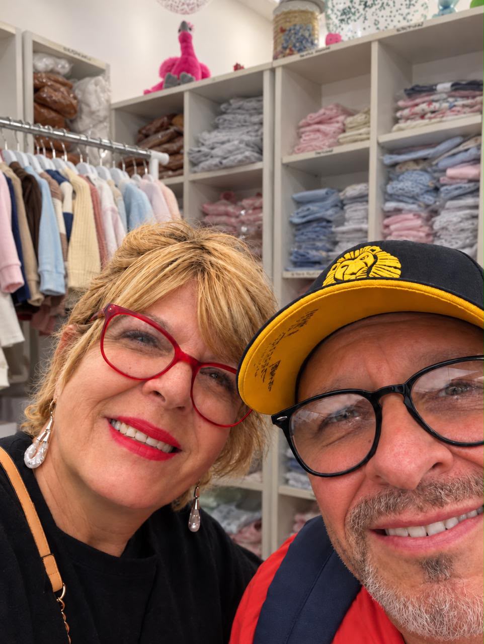 Patricia y Gustavo, fundadores de Patytap, en la tienda