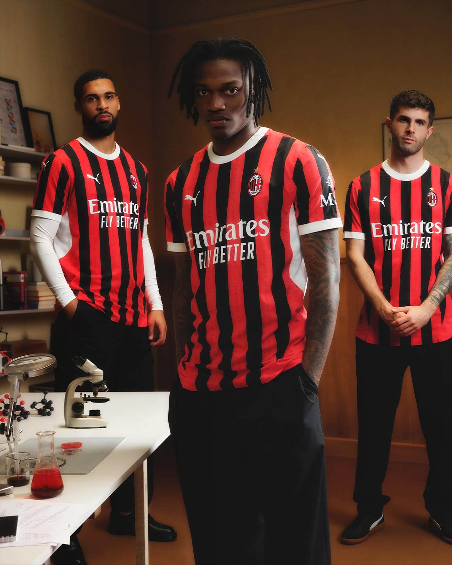 Camisa AC Milan 24/25 Home - Masculina - Preta e Vermelha