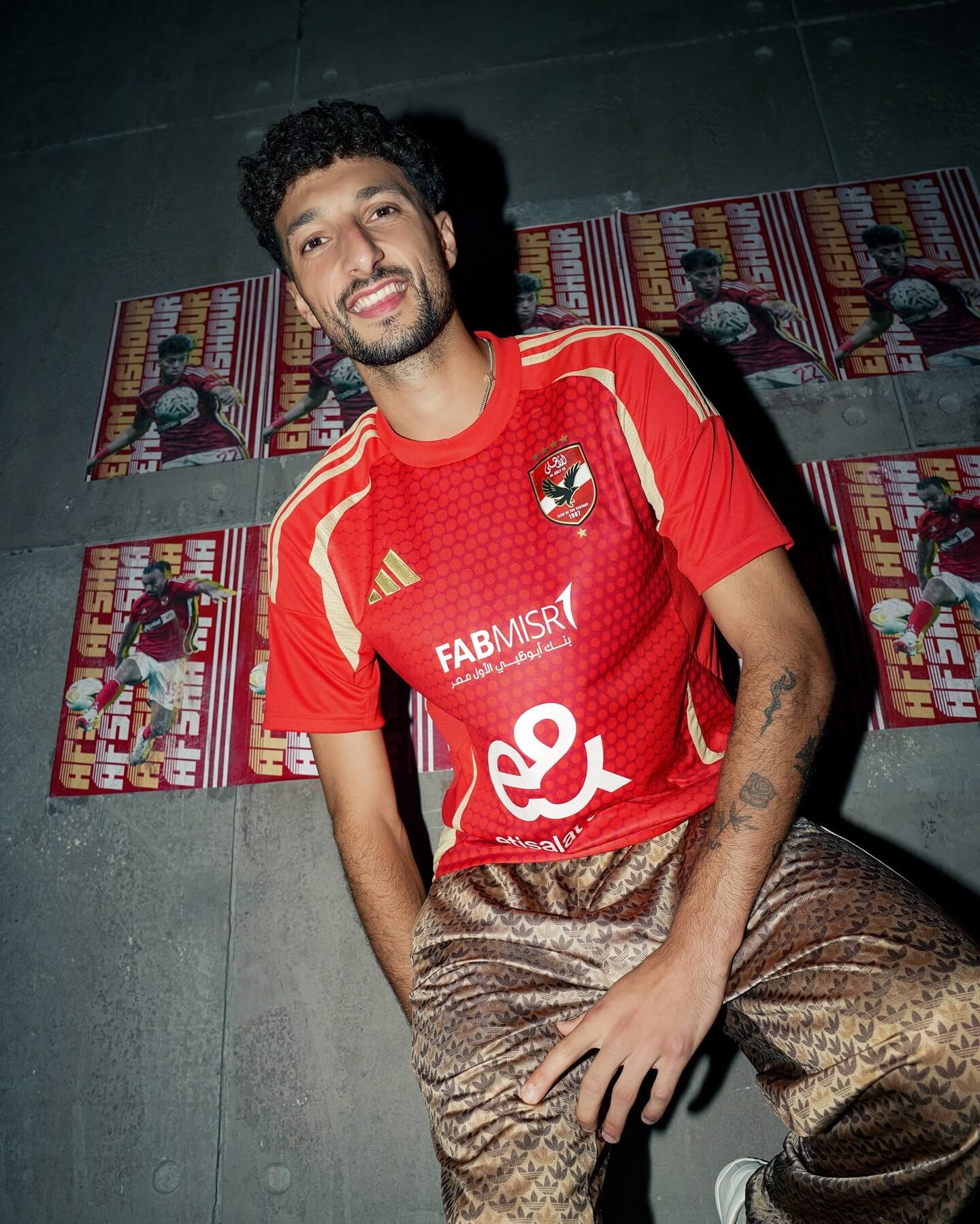 camisa-al-ahly-egito-home-24-25-vermelha-titular-copa-do-mundo-de-clubes-2025-masculina-el-shenawy-trezeguet-zizo-