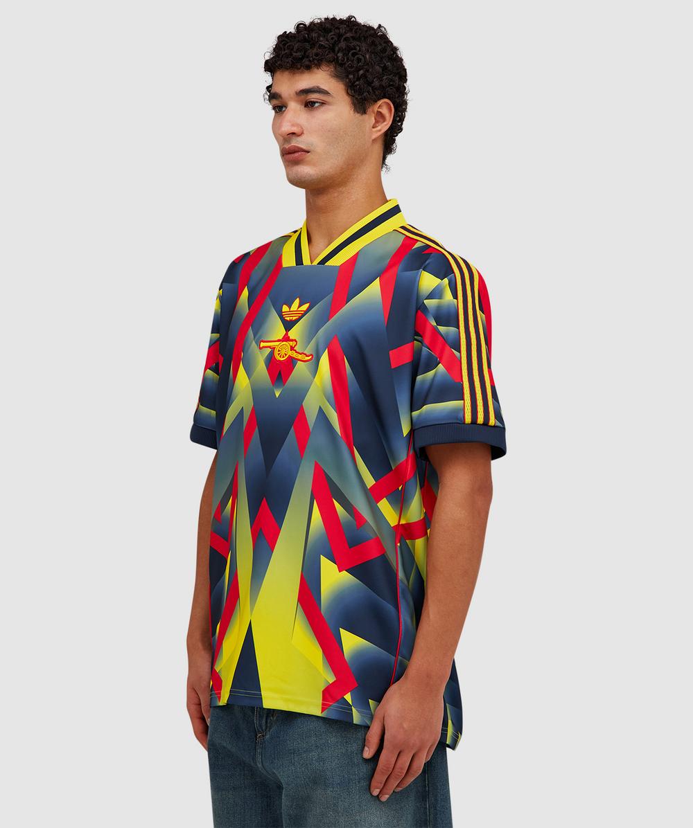 camisa-arsenal-25-26-2025-2026-amarela-pre-jogo-modelo-torcedor-masculina-madueke-odegaard-saka-gabriel-martinelli-jesus-magalhaes-havertz-rice-zinchenko-zubimendi-