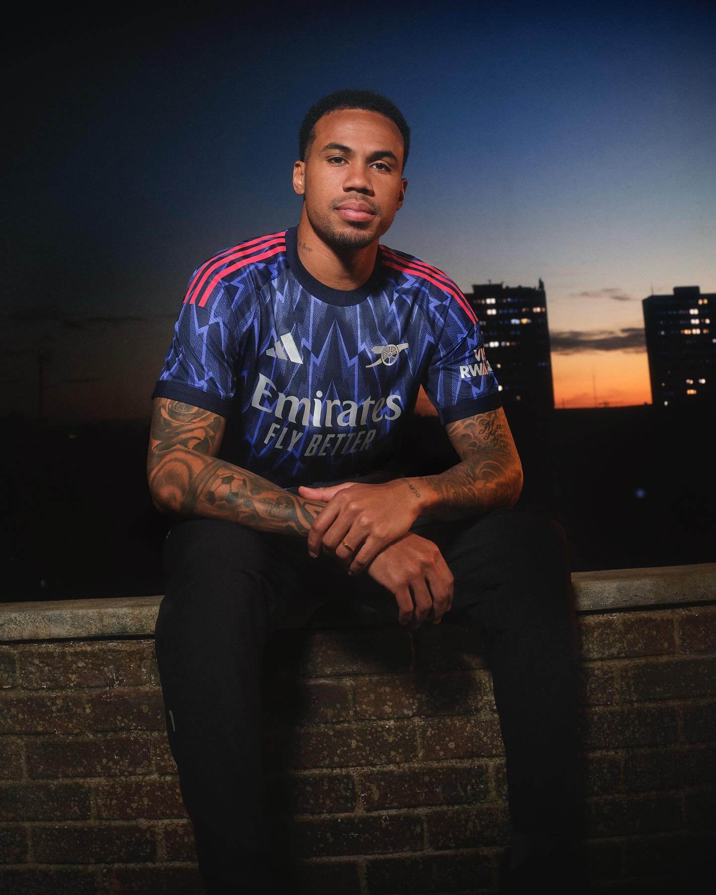camisa-arsenal-25-26-2025-206-away-azul-modelo-torcedor-reserva-masculina-madueke-odegaard-saka-gabriel-martinelli-jesus-magalhaes-havertz-rice-zinchenko-zubimendi-
