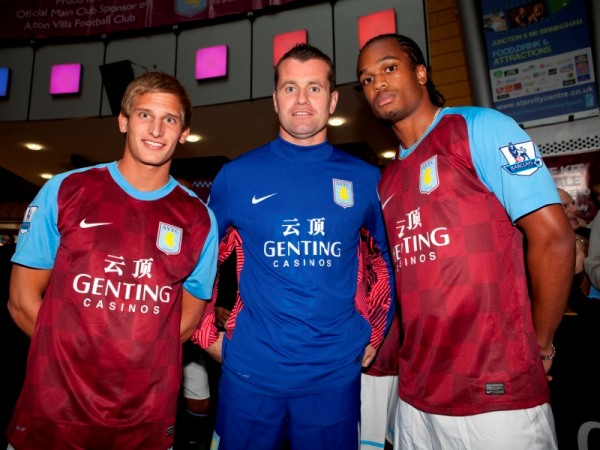 camisa-aston-villa-11-12-retro-home-vinho-titular-2011-2012-modelo-torcedor-grealish-heskey-delph-