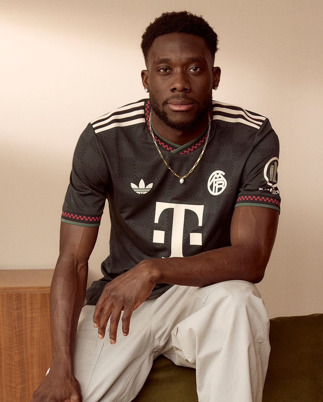 camisa-bayern-de-munique-25-26-third-preta-bayer-munchen-torcedor-neuer-coman-muller-kimmich-musiala-goretzka-harry-kane-gnabry-davies-palhinha-luis-diaz-tah-olise-