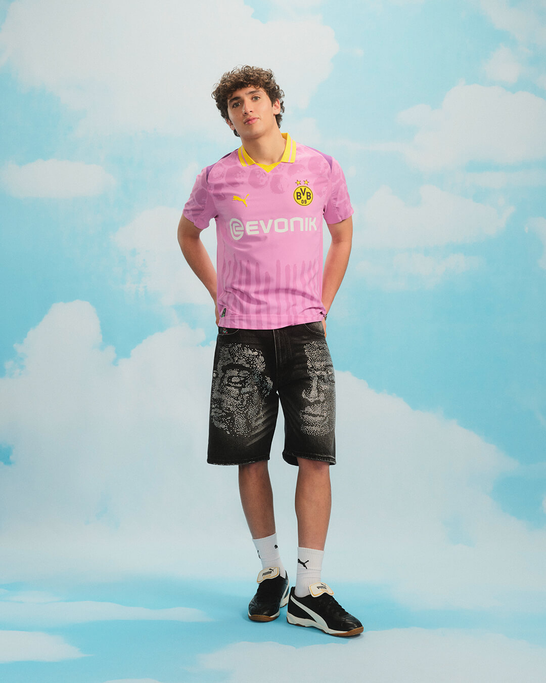 camisa-borussia-dortmund-lilas-rosa-goleiro-copa-do-mundo-2025-especial-bvb-kobel-guirassy-brandt-adeyemi-can-jobe-bellingham-haller-sule-gross-yan-couto-sabitzer-schlotterbeck-