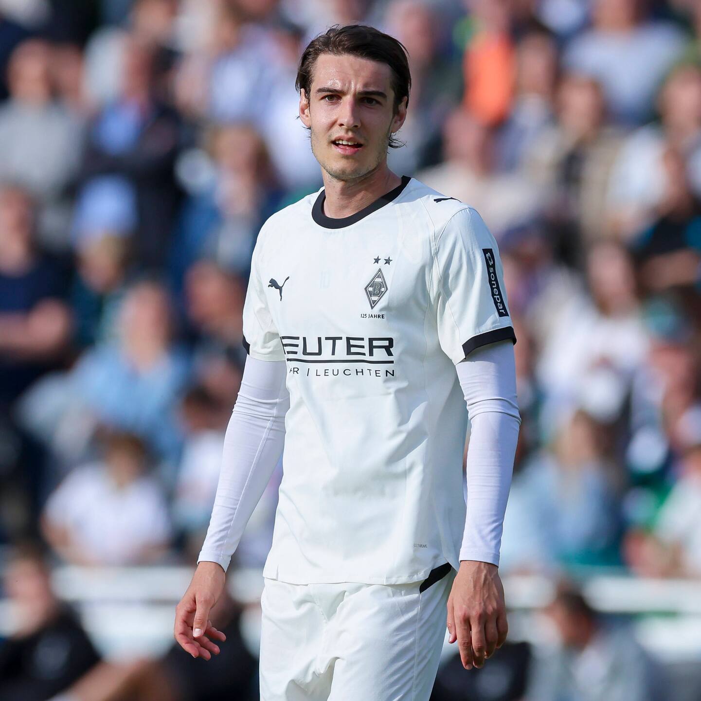 camisa-borussia-monchengladbach-25-26-home-branca-2025-2026-monchen-neuhaus-elvedi-weigl-herrmann-
