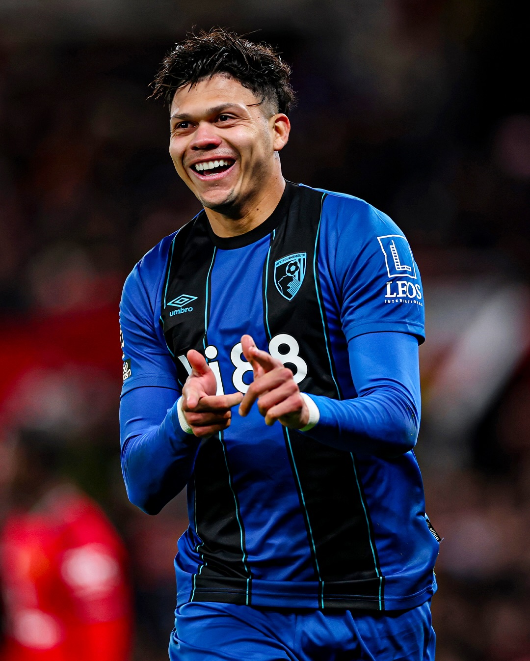 camisa-bournemouth-25-26-away-reserva-azul-2025-2026-modelo-torcedor-tavernier-evanilson-kluivert-adams-