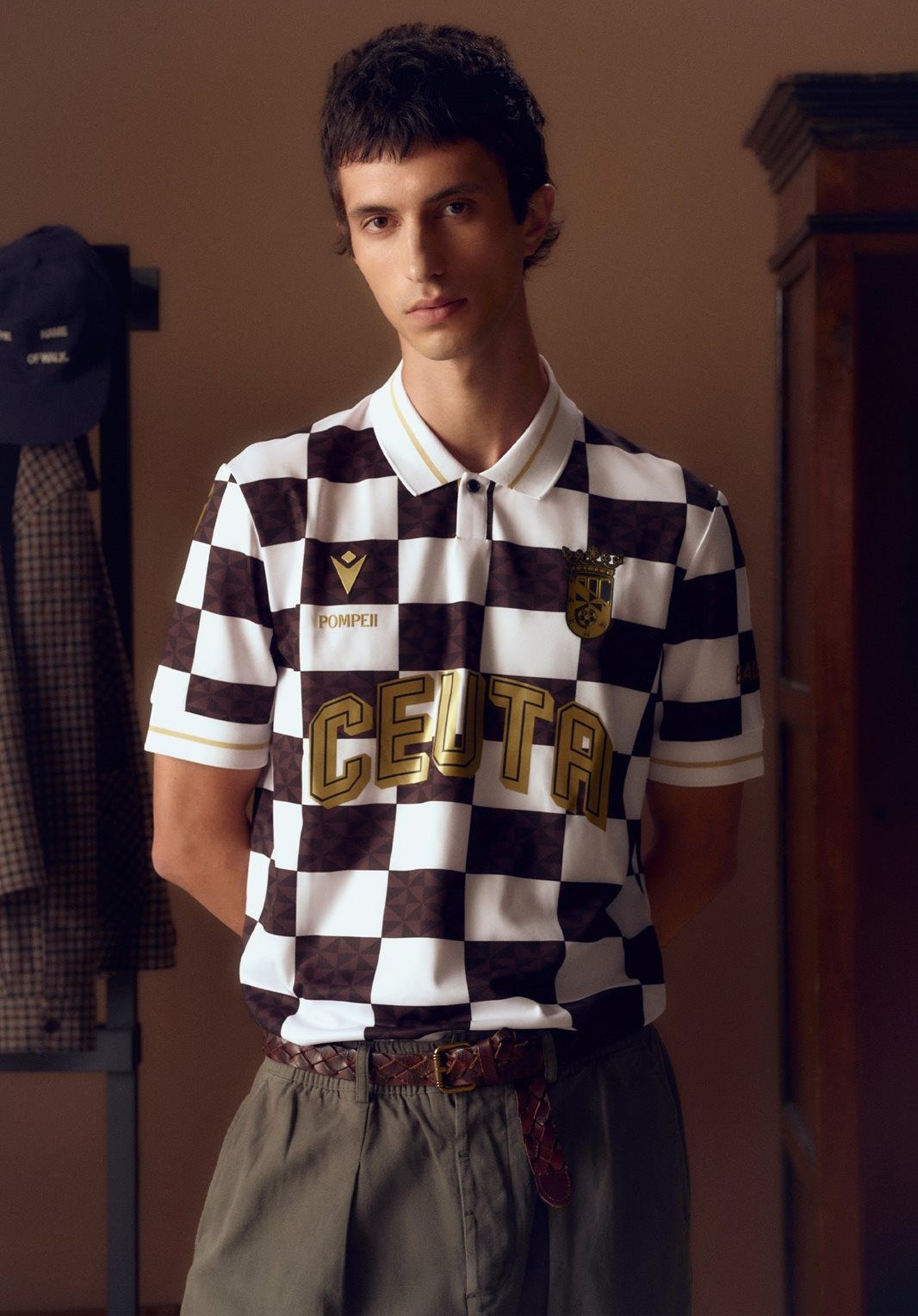 camisa-ceuta-24-25-copa-del-rey-2024-2025-branca-preta-quadriculada-modelo-torcedor-masculina-