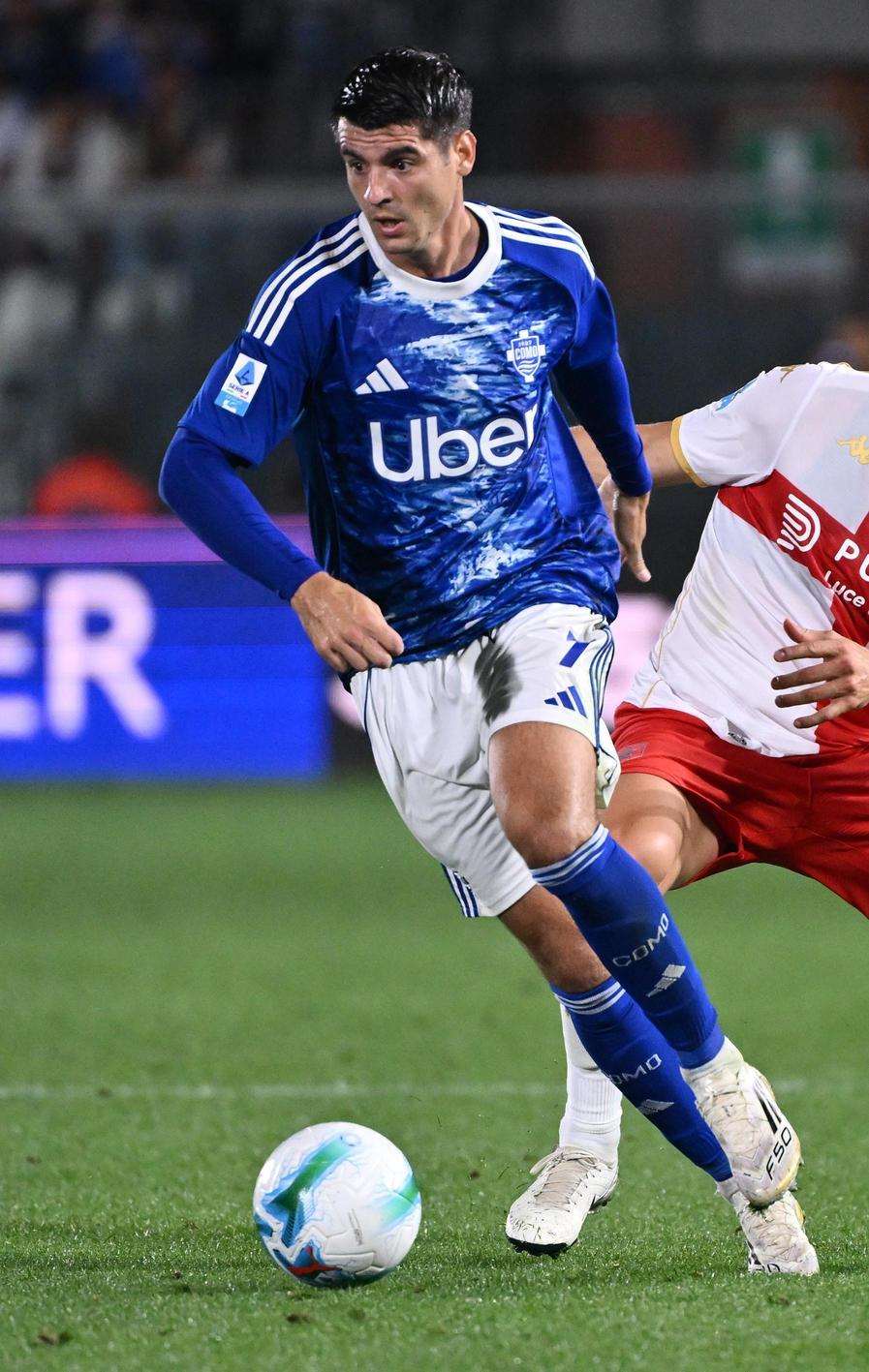 camisa-como-1907-25-26-azul-branca-2025-2026-modelo-torcedor-caqueret-nico-paz-diao-sergi-roberto-morata-