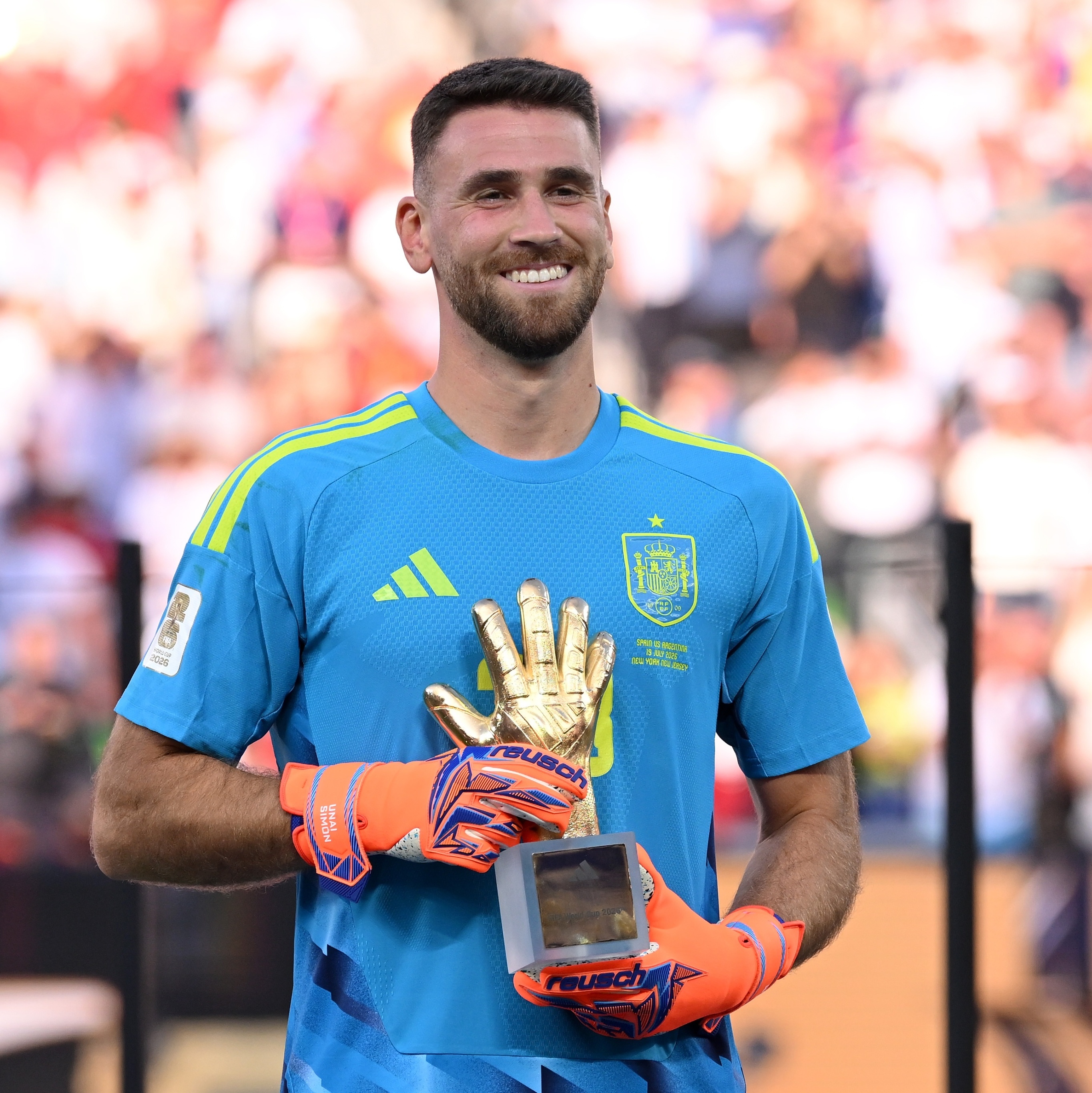 camisa-espanha-copa-do-mundo-2026-goleiro-uniforme-azul-claro-masculina-modelo-player-unai-simon-gavi-pedri-lamine-yamal-nico-williams-ferran-torres-rodri-olmo-oyarzabal-cubarsi-
