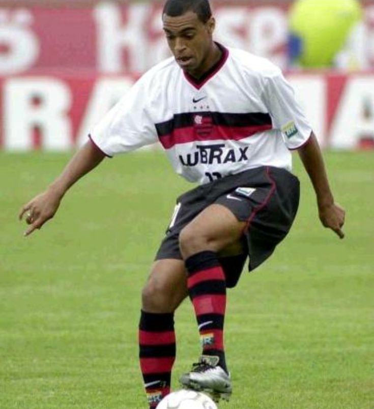 camisa-flamengo-2001-away-branca-retro-modelo-torcedor-denilson-show-adriano-imperador-edilson-capetinha-petkovic-vampeta-felipe-melo-
