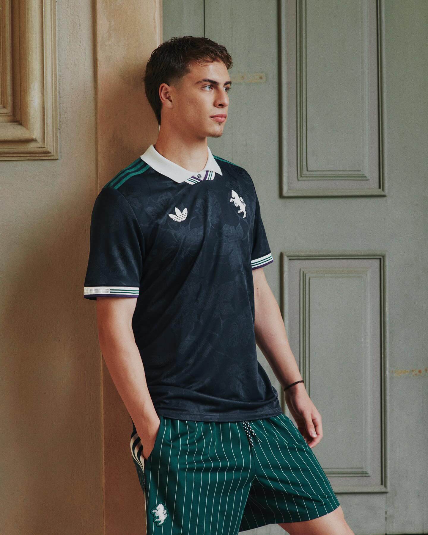 camisa-juventus-25-26-third-torcedor-uniforme-alternativo-2025-2026-preta-douglas-luiz-milik-yildiz-kolo-muani-francisco-conceicao-thuram-rugani-bremer-