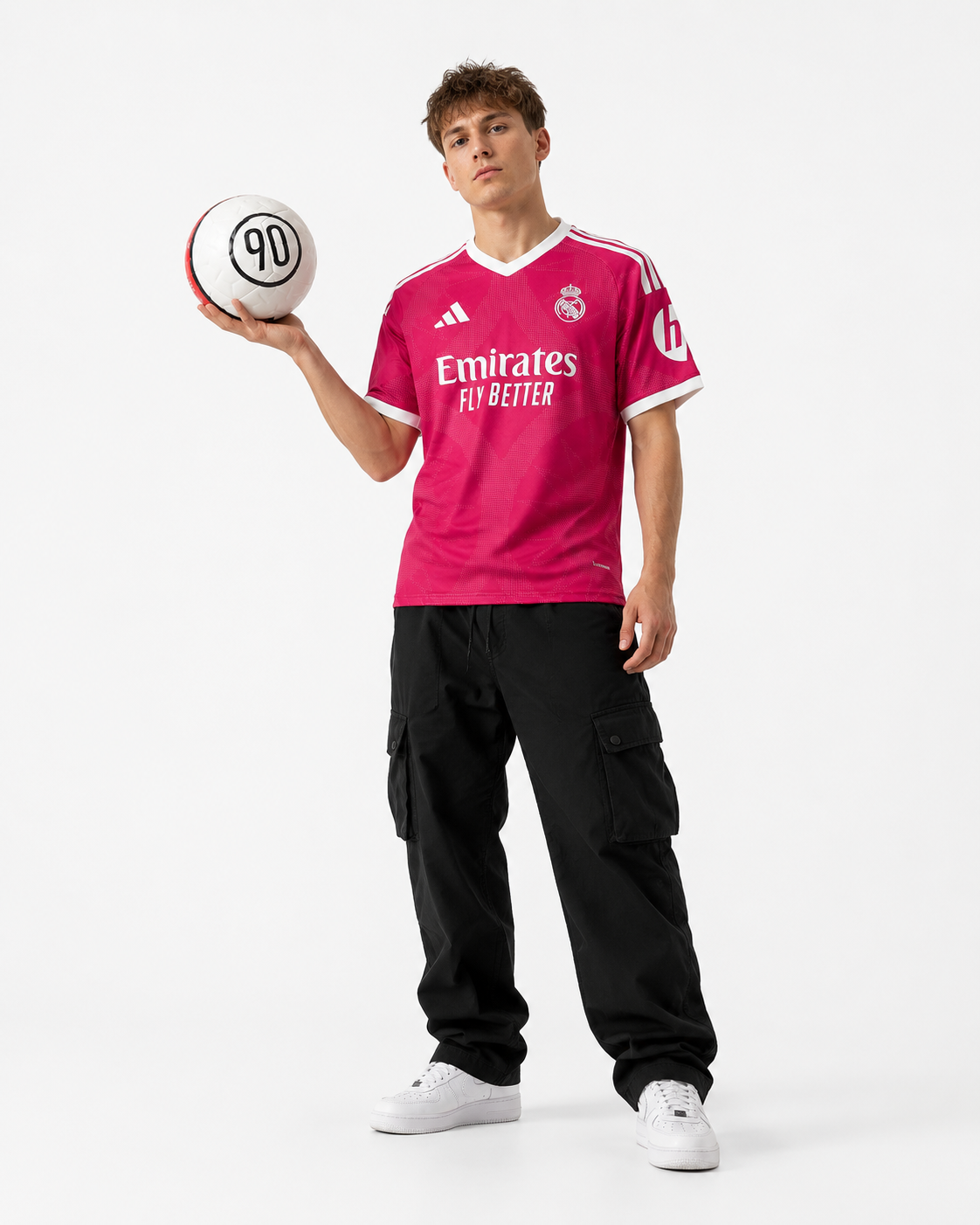 camisa-real-madrid-third-26-27-rosa-2026-2027-masculina-modelo-torcedor-vini-jr-mbappe-bellingham-bernardo-silva-brahim-diaz-diomande-endrick-rodrygo-valverde-curtois-