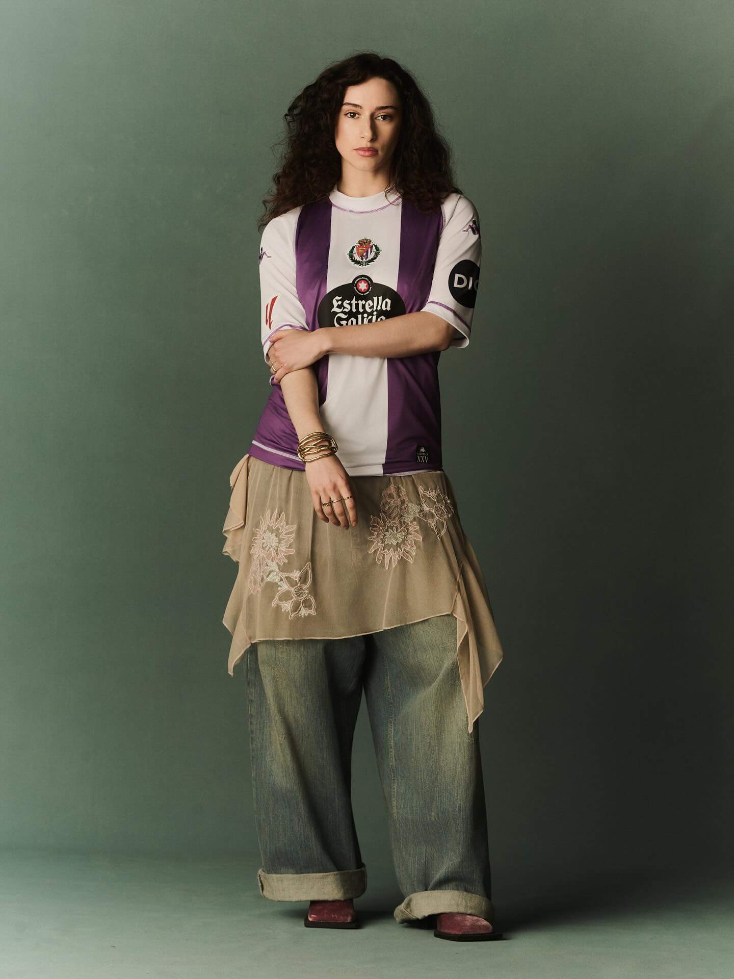 camisa-real-valladolid-25-26-especial-kombat-2025-2026-branca-roxa-modelo-torcedor-