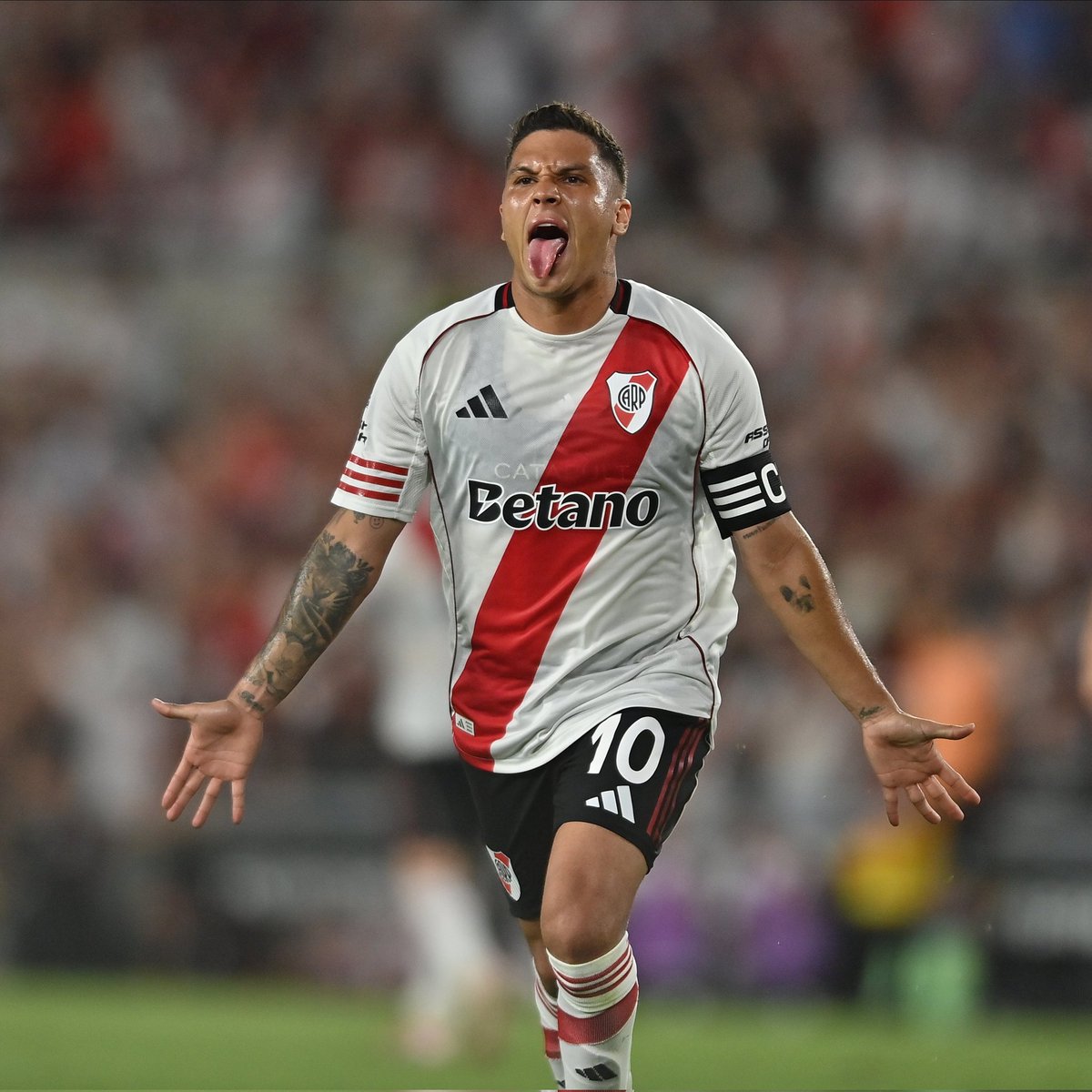 camisa-river-plate-25-26-2025-2026-home-branca-rojas-borja-nacho-fernandez-galoppo-lanzin-quintero-armani-pezzella-salas-moreno-vina-montiel-vera-