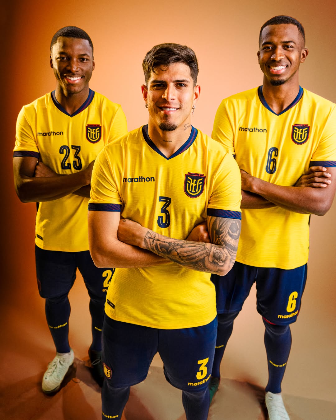 camisa-sele&ccedil;&atilde;o-equador-amarela-2026-copa-do-mundo-modelo-torcedor-masculina-estupinan-valencia-arboleda-caicedo-ibarra-hincapie-kendry-paez-pacho-plata-angulo-minda-