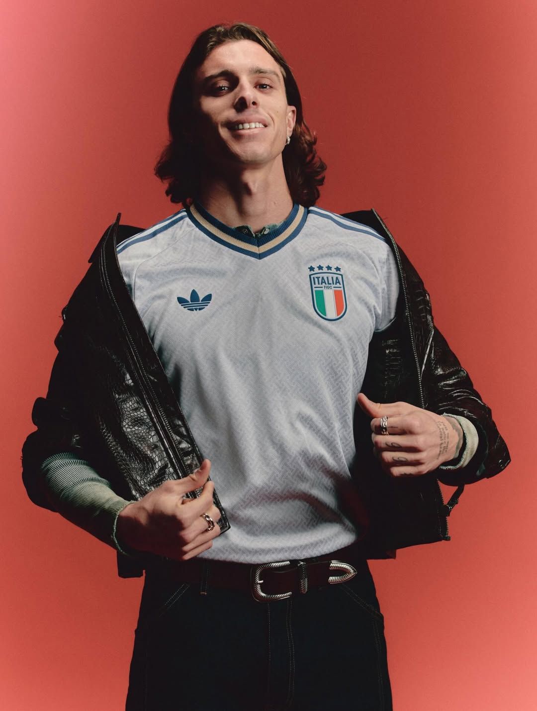 camisa-selecao-italia-branca-copa-do-mundo-2026-away-modelo-player-donnarumma-raspadori-moise-kean-dimarco-berardi-scamacca-zaniolo-barella-cristanti-calafiori-retegui-bastoni-