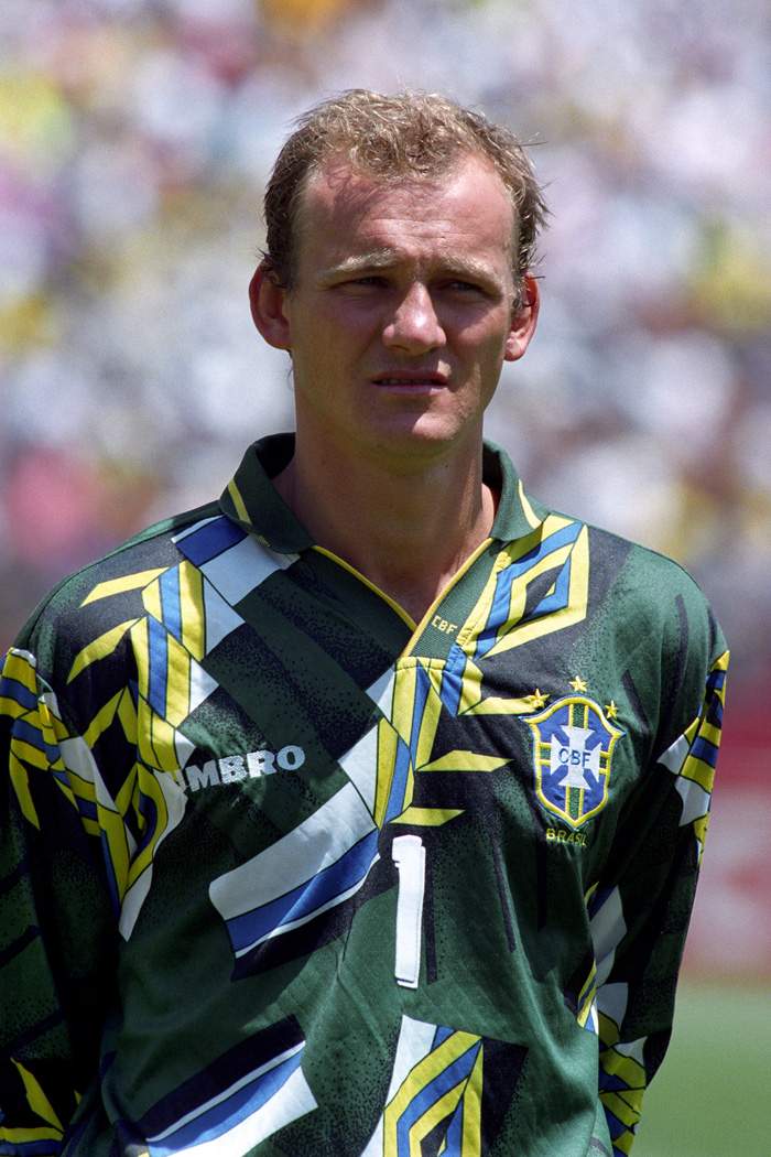 camisa-seleção-brasileira-brasil-brazil-verde-retro-copa-1994-tetra-taffarel-jorginho-romario-bebeto-branco-dunga-zinho-cafu-rai-
