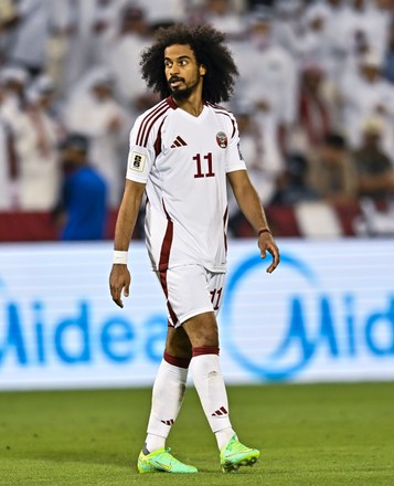 camisa-seleção-catar-qatar-24-25-away-catari-branca-ii-modelo-reserva-2024-2025-akram-afif-haydos-almoez-ali-