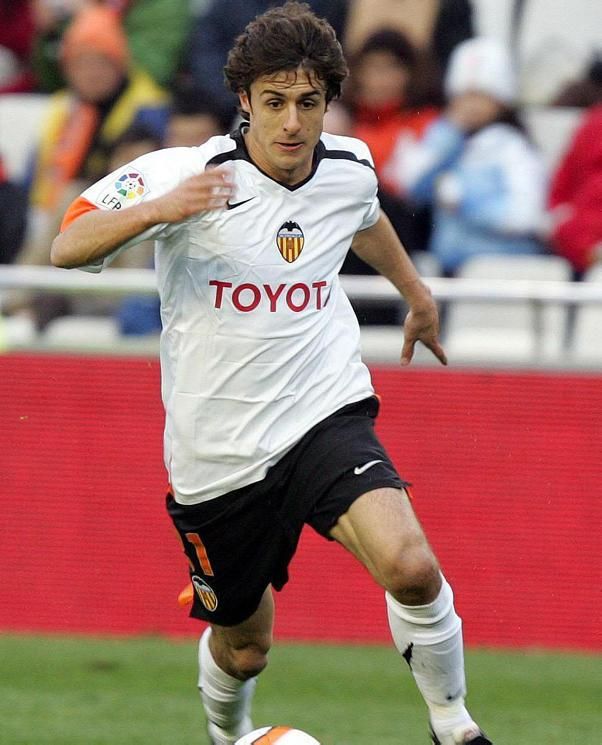 camisa-valencia-retro-04-05-2001-2005-branca-masculina-modelo-torcedor-di-vaio-aimar-ayala-