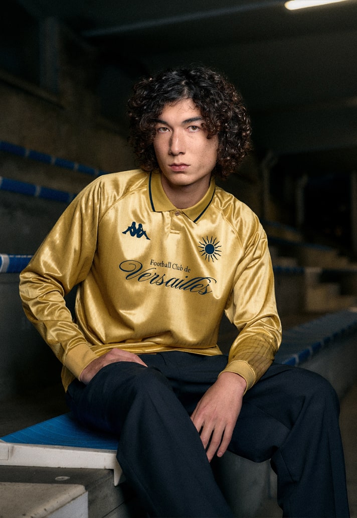 camisa-versailles-especial-2025-2026-25-26-dourada-modelo-torcedor-masculina-manga-longa-