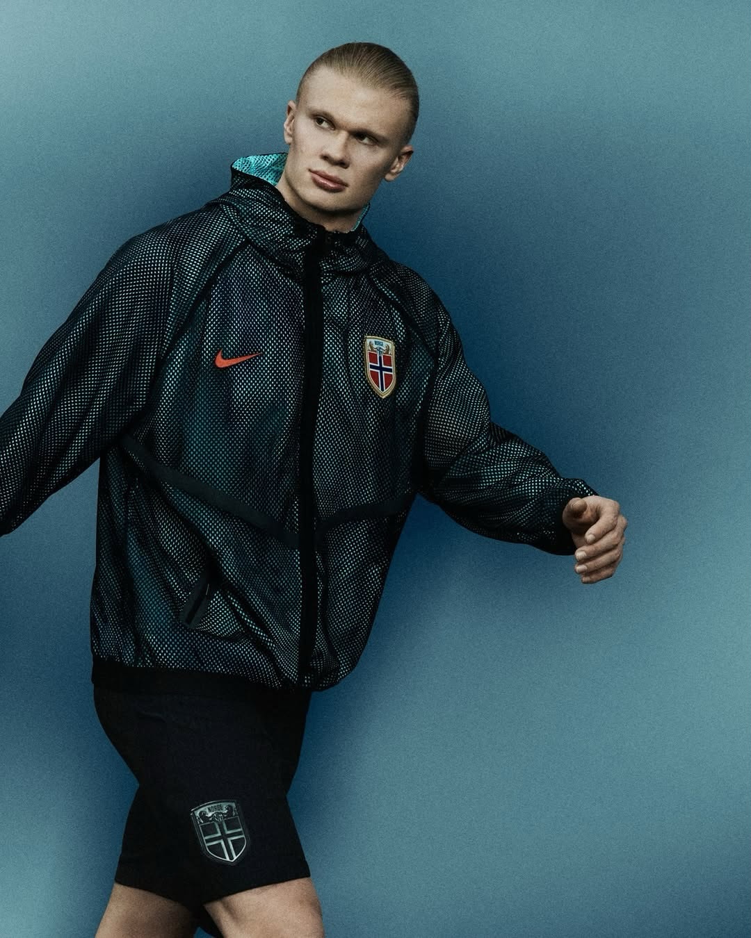 jaqueta-mesh-selecao-noruega-copa-do-mundo-2026-preto-haaland-odegaard-sorlot-larsen-ryerson-