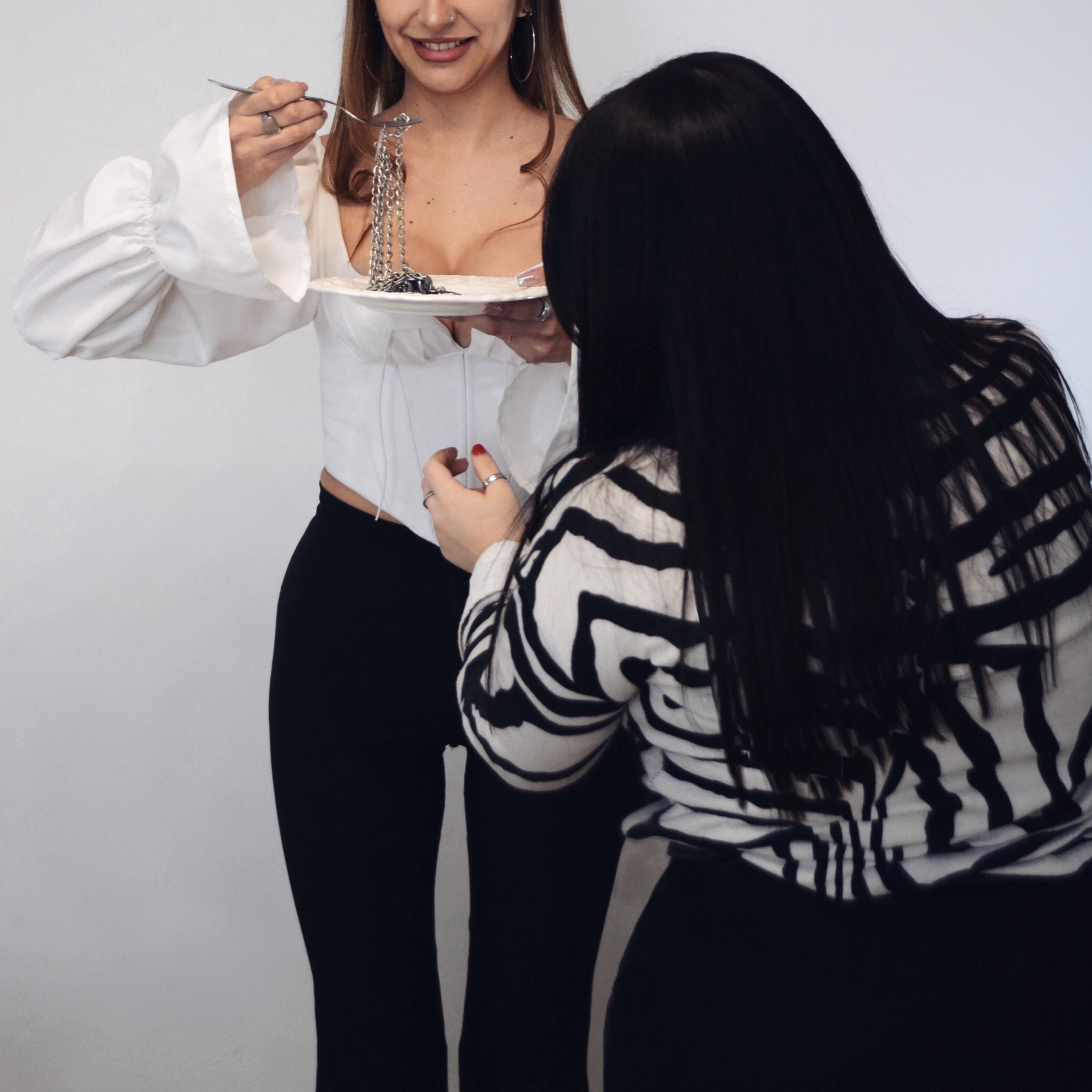 Flor, diseñadora de dimorfia.