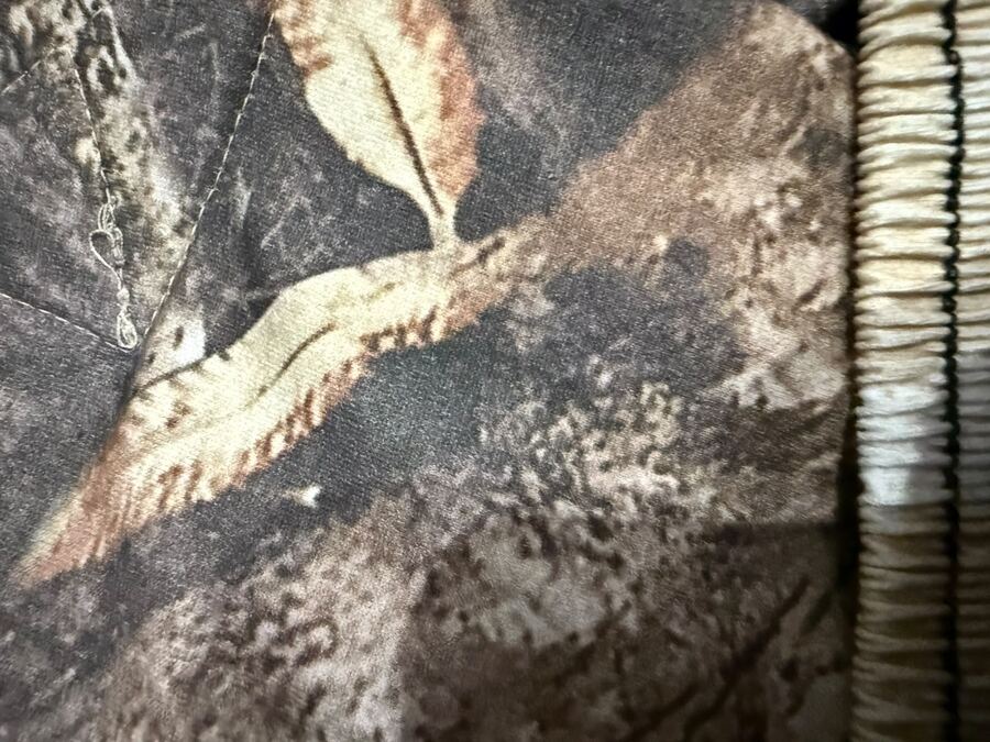 Detalle de la tela camuflada