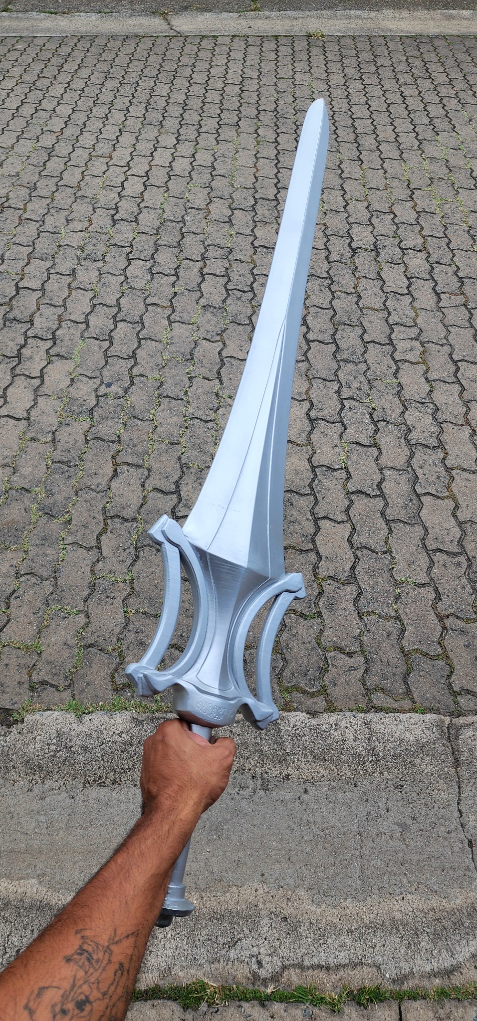 Espada produzida pela Creative Geek