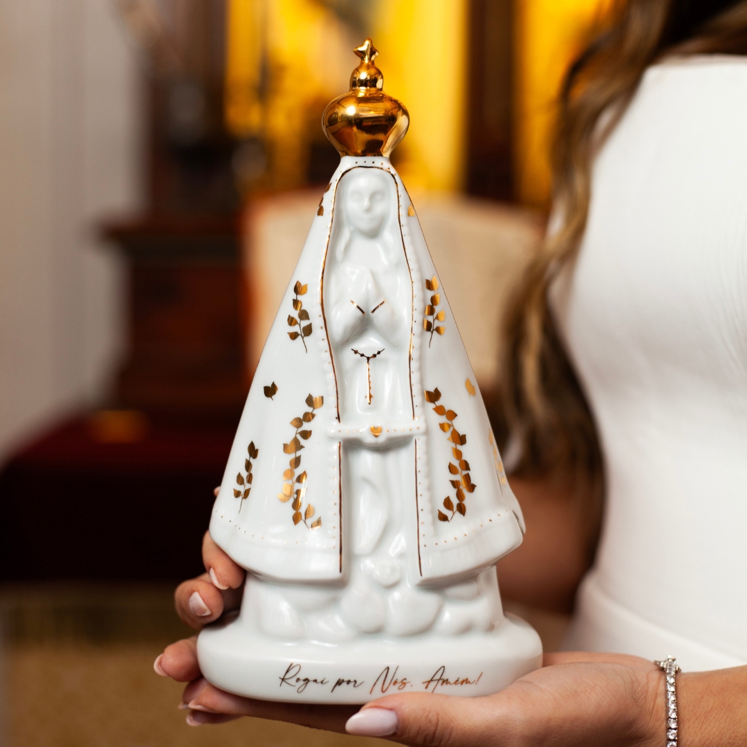 Nossa Senhora Aparecida em ouro - presente de casamento