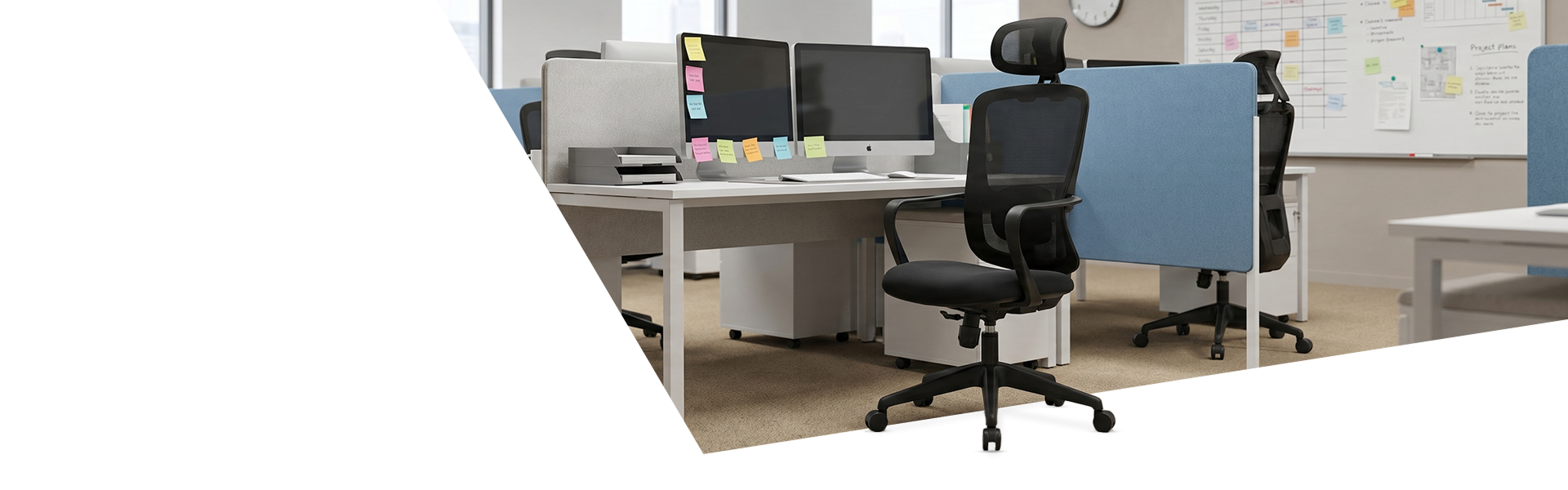 Cadeira ergonômica DT3 Worka em ambiente de trabalho moderno.