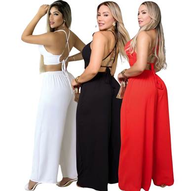 Pessoas em pé posando para foto
O conteúdo gerado por IA pode estar incorreto.