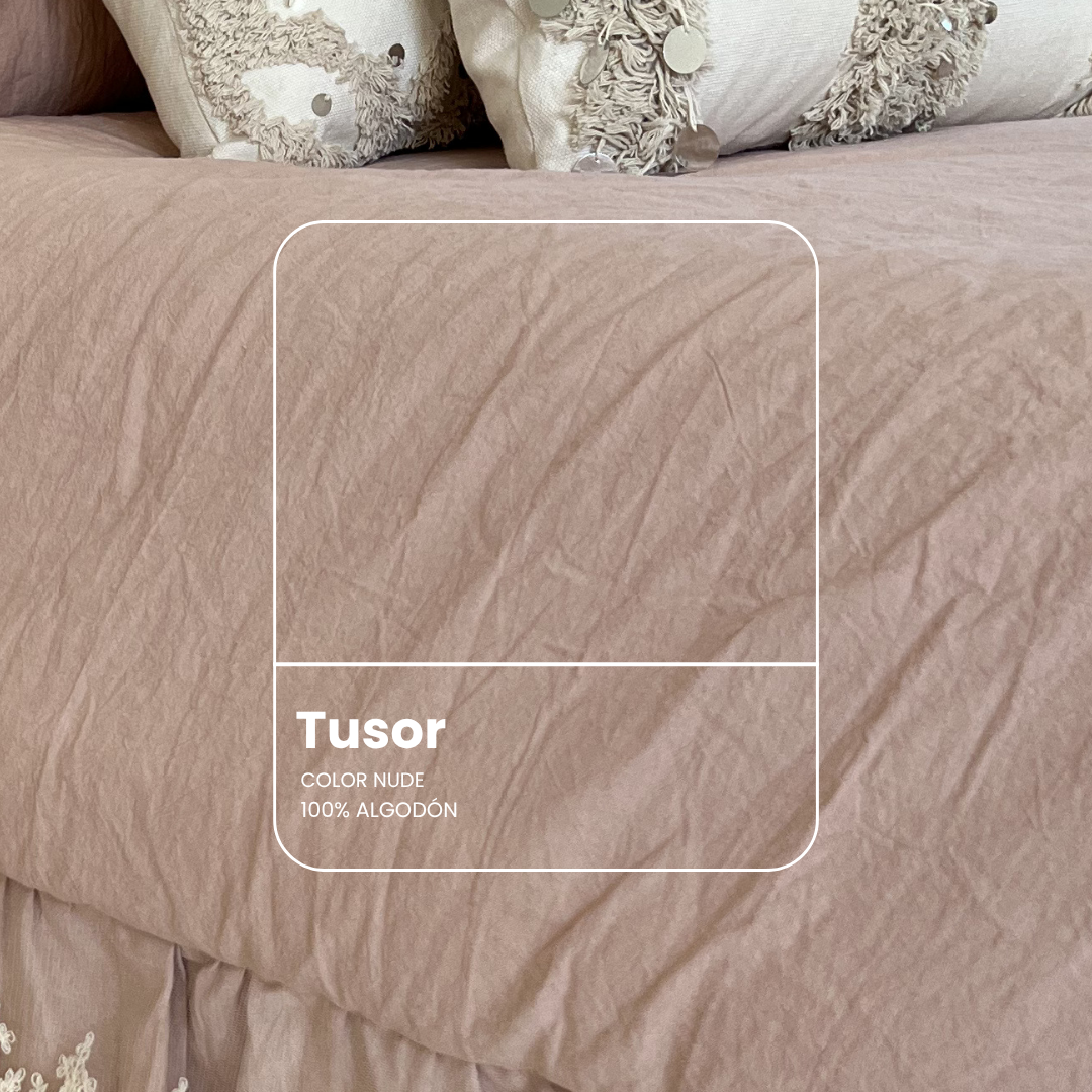 Acolchado Roma en color nude de tusor