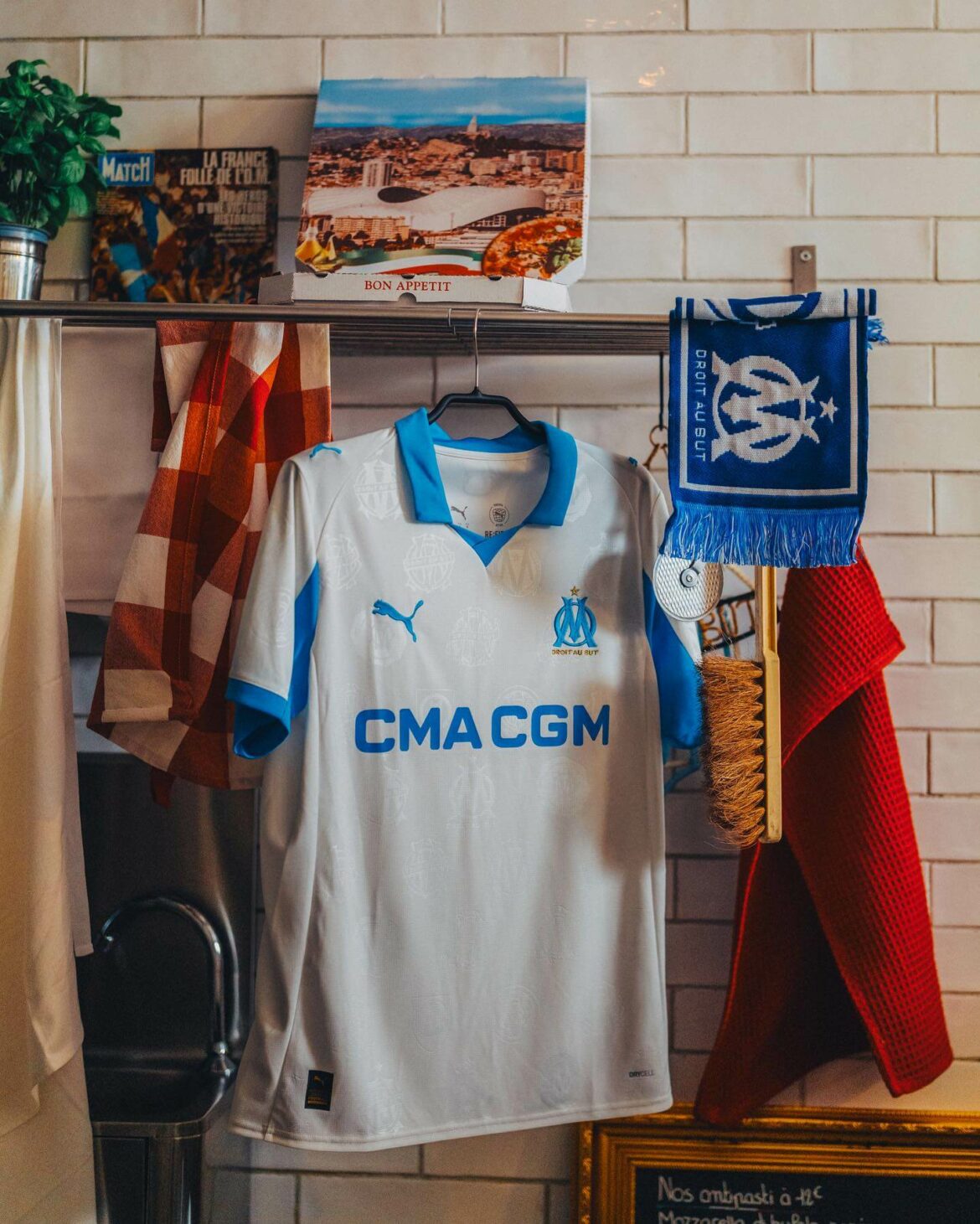 Camisa Olympique de Marseille 2025/26 Puma - Detalhes do uniforme