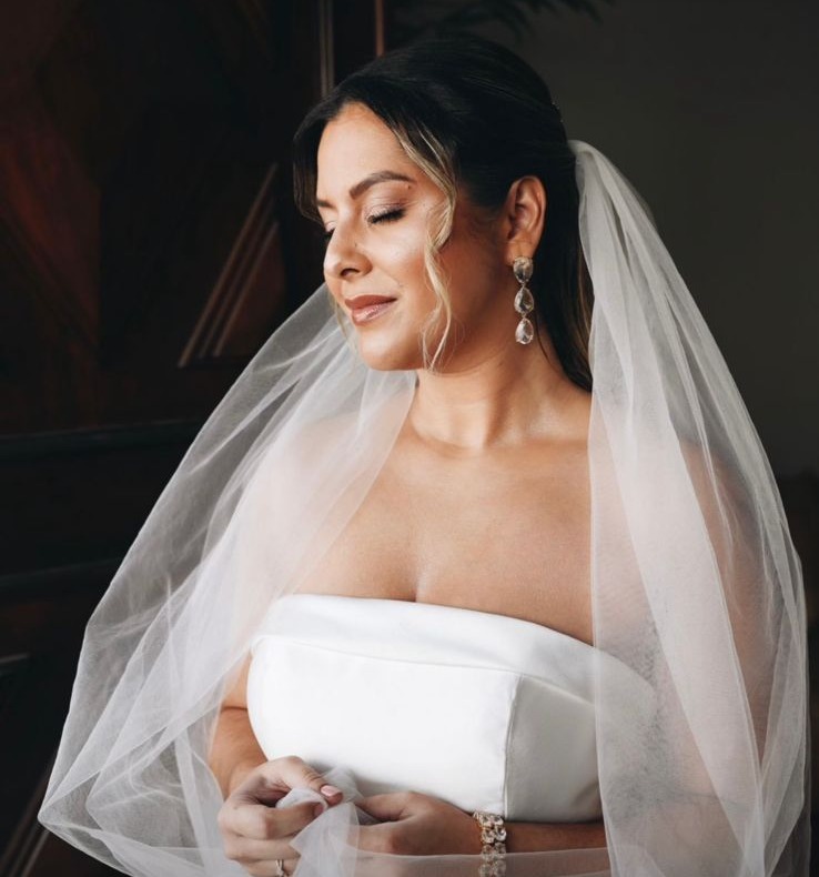 Cliente VG usando semijoia