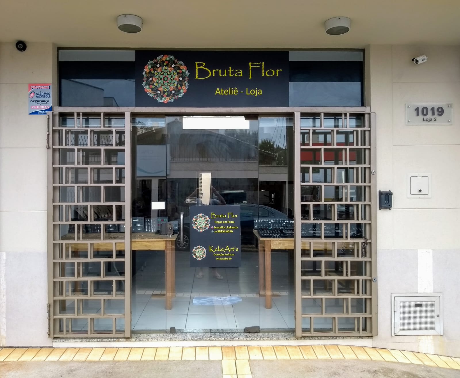 Frente Ateliê Bruta Flor Joias