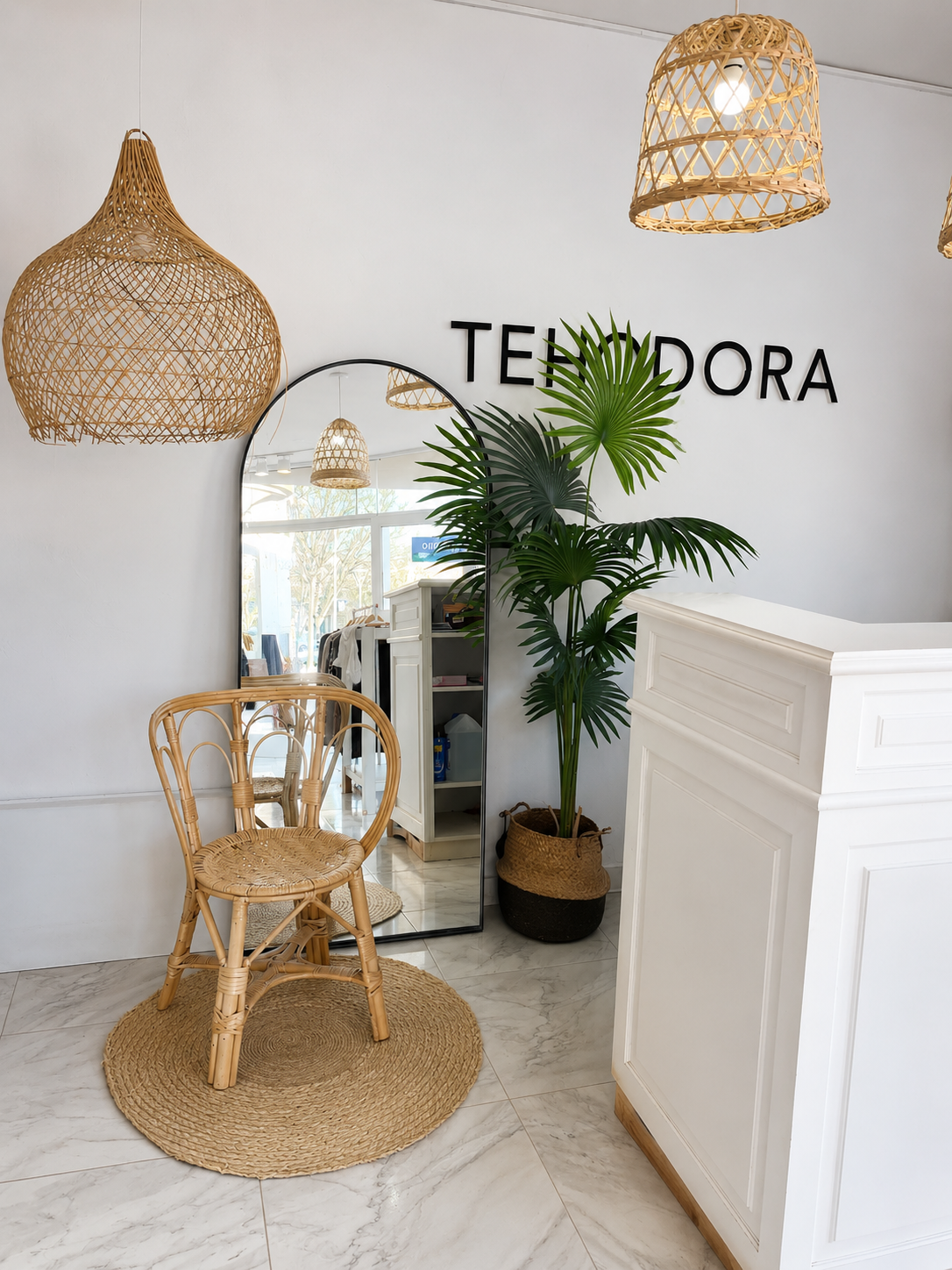 Local    Tehodora