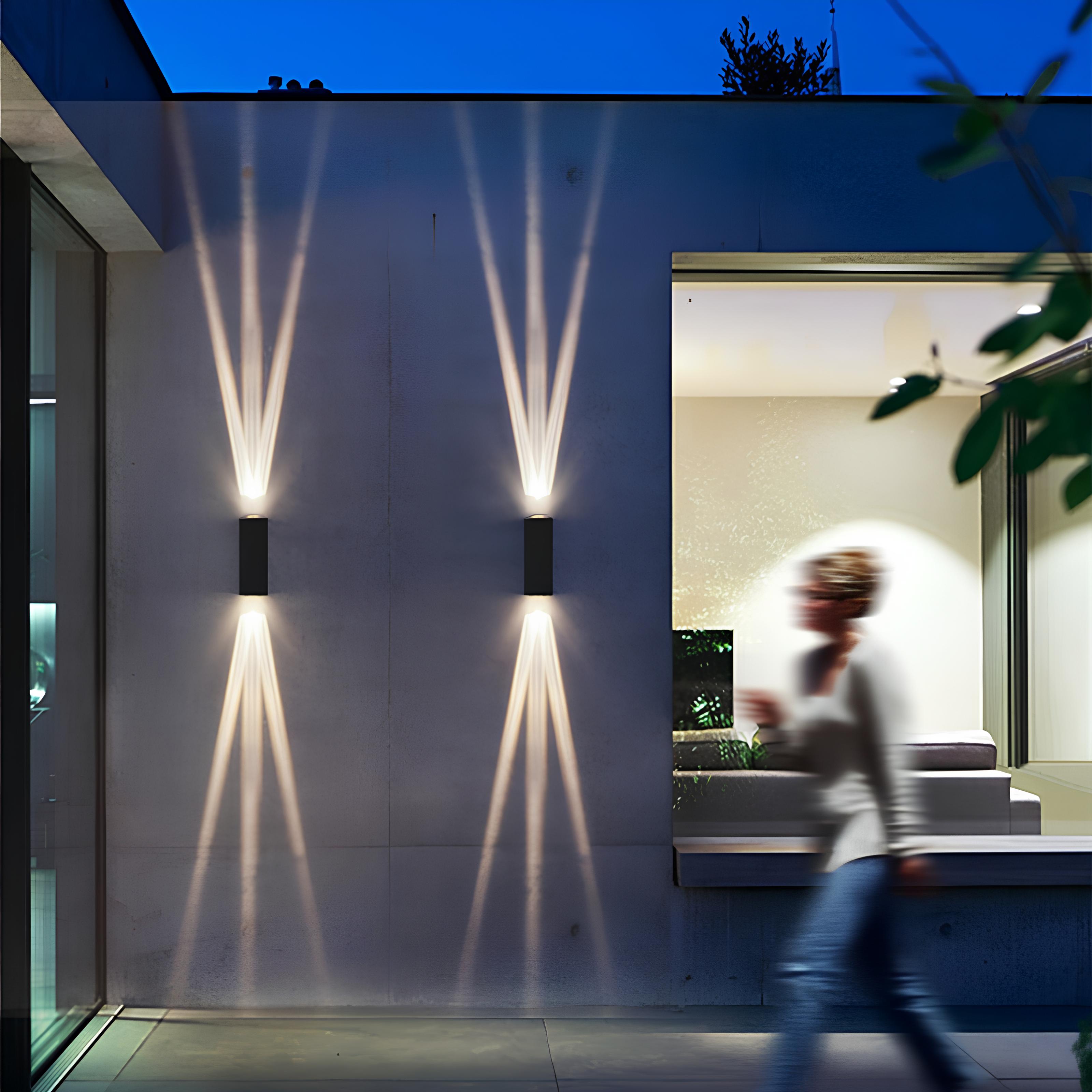 black-wall-light-for-modern-home