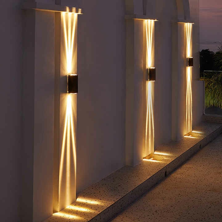 modern-black-wall-light-with-warm-light