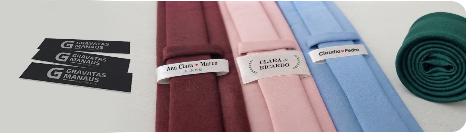 Pedido organizado de gravatas personalizadas para padrinhos