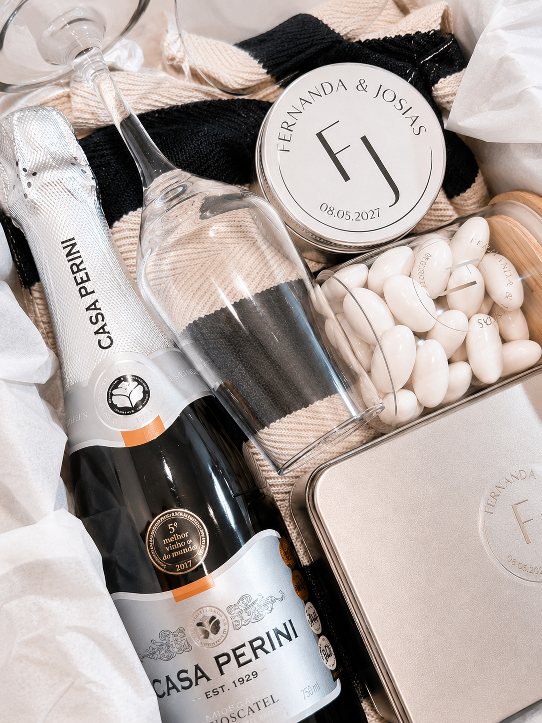 Kit personalizado com vela aromática para casamento