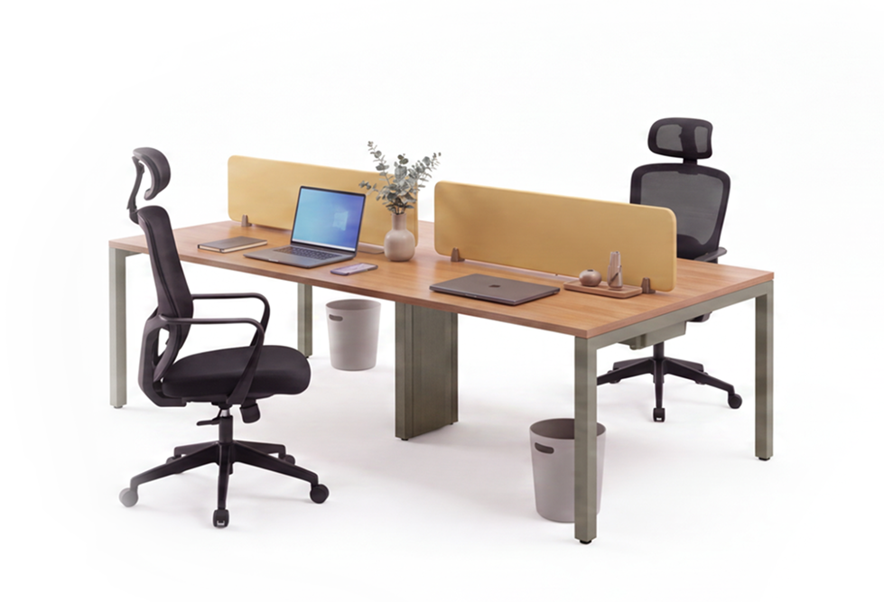 Ambiente corporativo DT3 com mesas e cadeiras ergonômicas