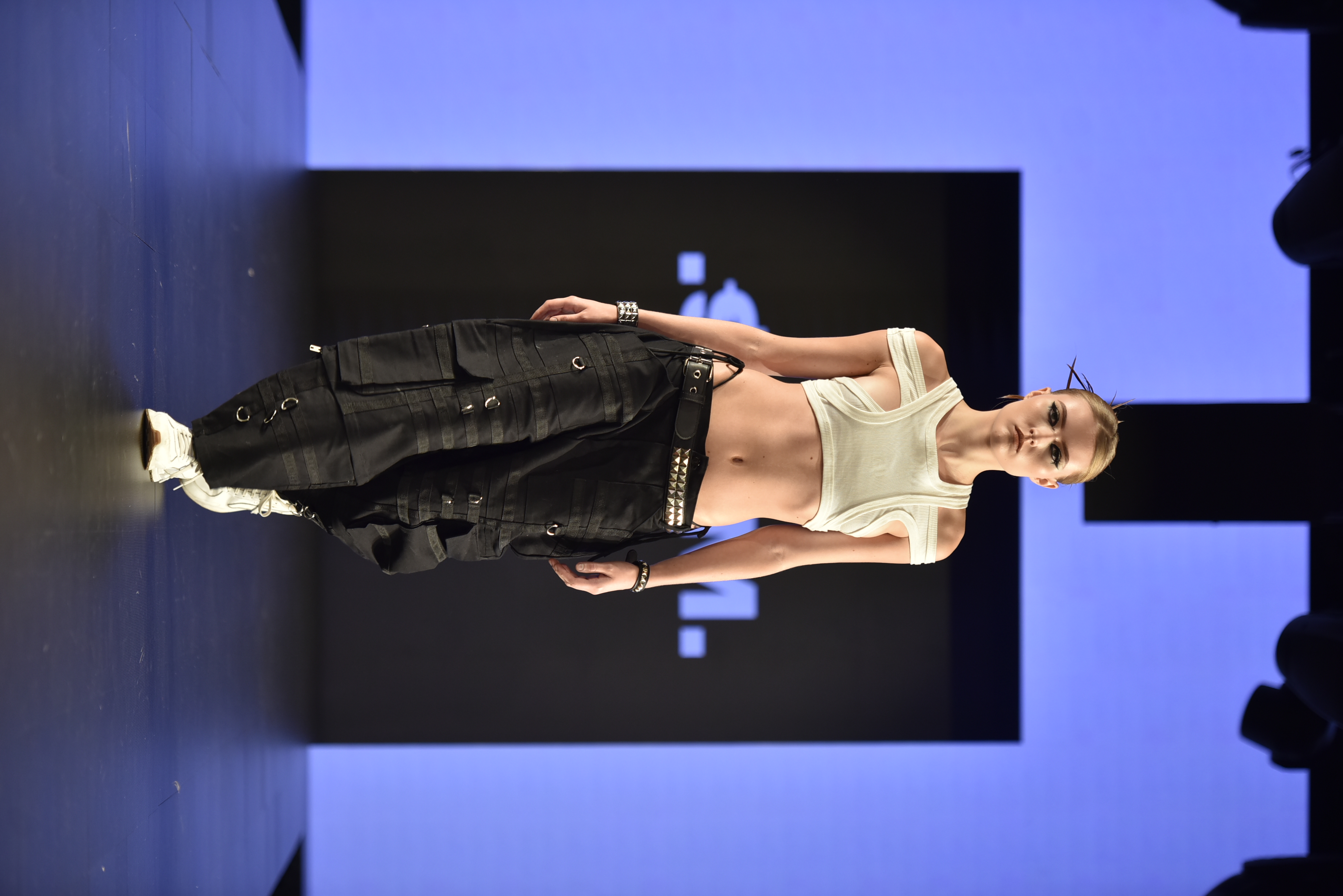 COLECCIÓN HEADSHOT [NYFW] Baggy MX17 - Musculosa HM-3